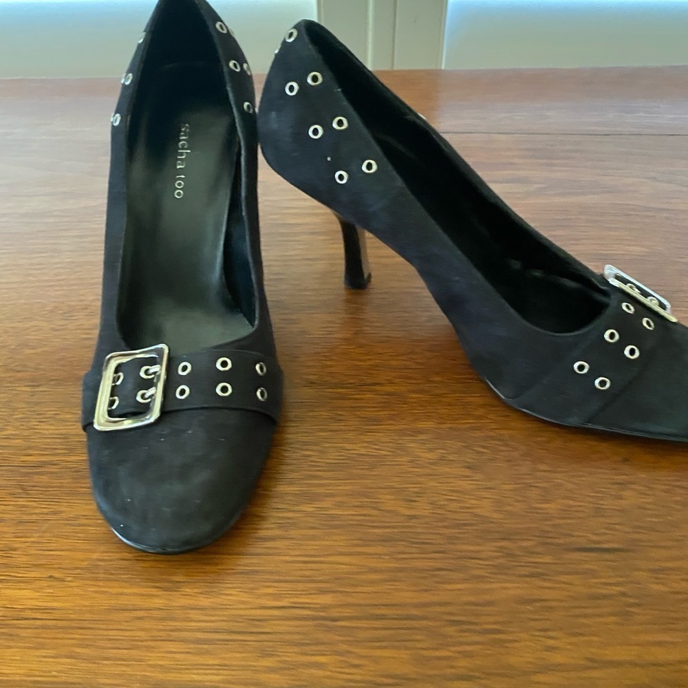 Sacha Too Heels Black Suede Silver Grommets Buckle Sz 7 M 3 Inch Heels